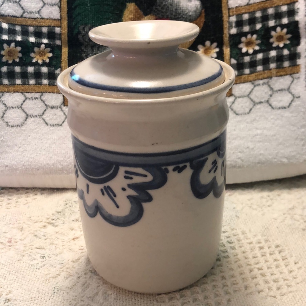 Vintage Hand Made and signed canister 7x4.5β